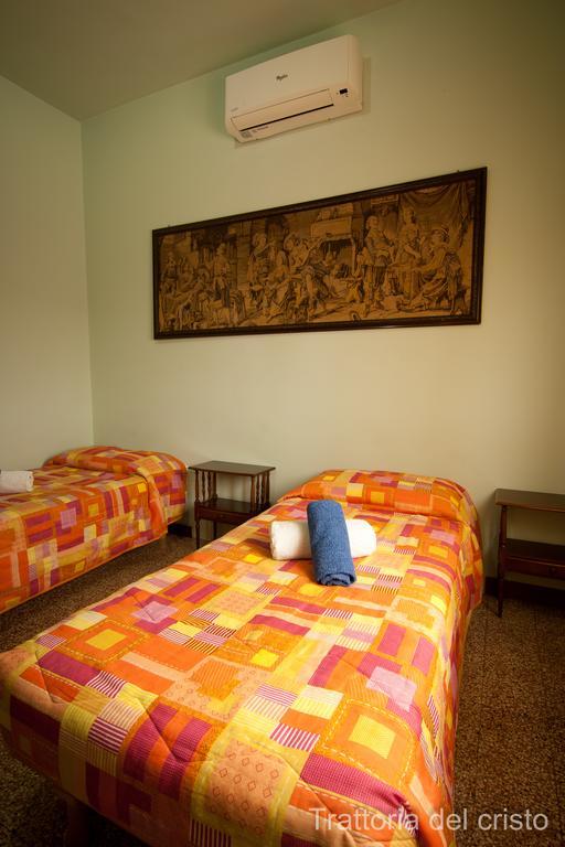Affittacamere Trattoria Del Cristo Ospedaletto Lodigiano Værelse billede
